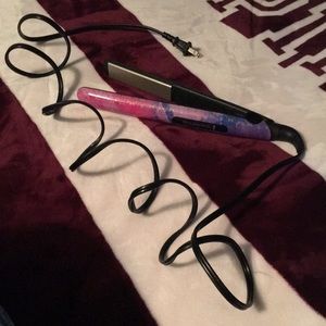 Remington hair straightener